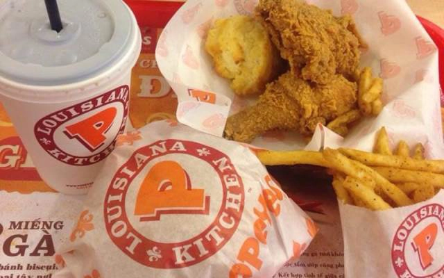 Nhà Hàng Gà Rán Popeyes - Lũy Bán Bích