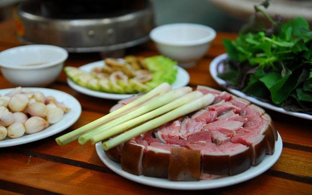 Quán Ăn Quán 215 - Đặc Sản Dê