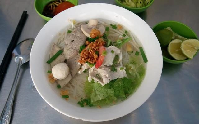 Quán Ăn Quán 249 - Hủ Tiếu Thập Cẩm - Võ Văn Tần