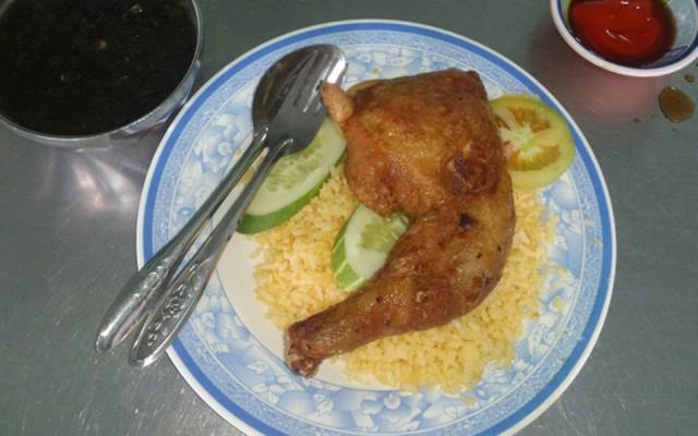 Quán Ăn Quán 295 - Cơm, Phở & Hủ Tiếu