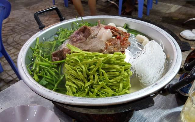 Quán Ăn Quán 36 - Lẩu & Nướng