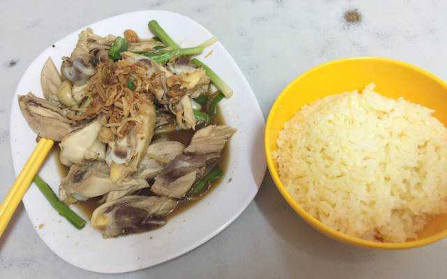 Quán Ăn A Bửu - Cơm Gà Hải Nam