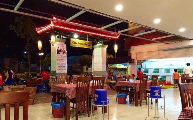 Quán Ăn Ẩm Thực Hải Sản Hai Cùi Bắp - Đường 30 Tháng 4