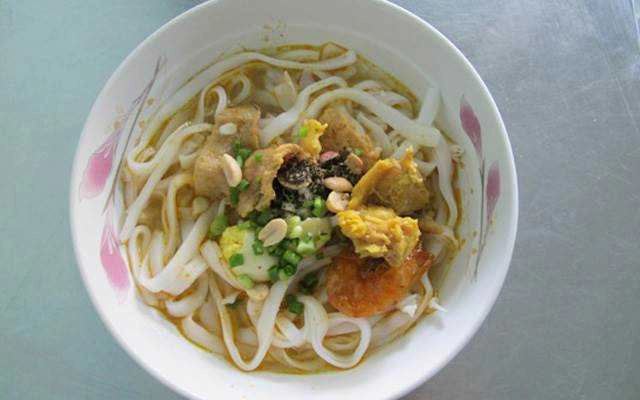Quán Ăn Bà Luân - Mỳ Gà