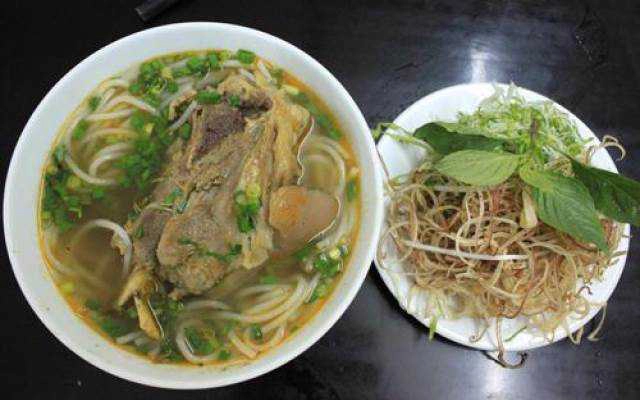 Quán Ăn Ba Trang - Bún Bò Giò