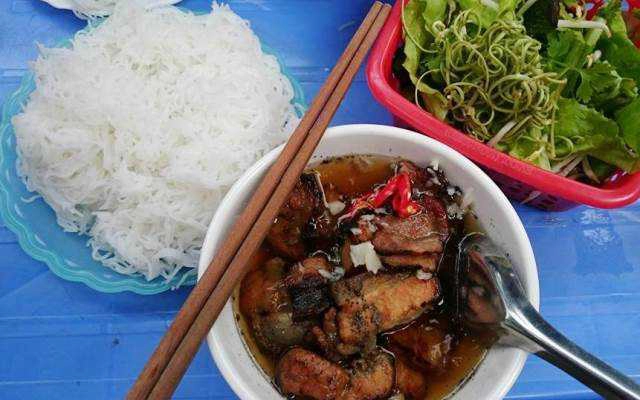 Quán Ăn Bác Mai - Ốc & Bún Chả Hà Nội