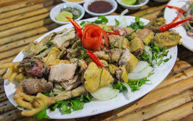 Quán Ăn Bách Thảo - Đặc Sản Đồng & Biển