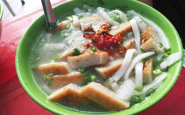 Quán Ăn Bánh Canh Chả Cá - Chung Cư Phú Thủy