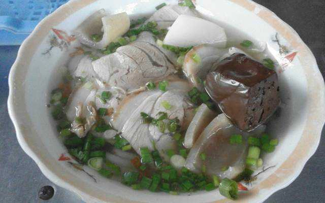 Quán Ăn Bánh Canh, Hủ Tiếu & Hoành Thánh - Ấp Bắc