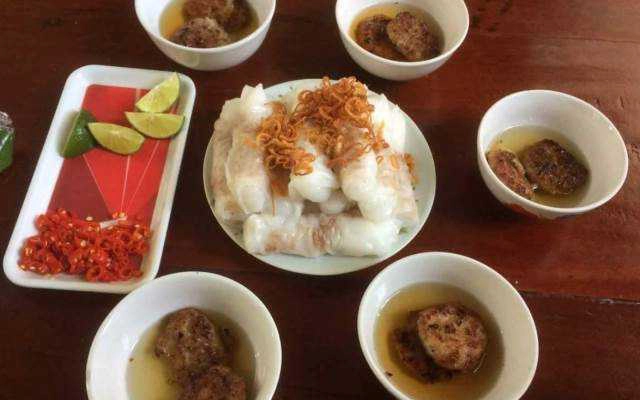 Quán Ăn Bánh Cuốn & Cháo Lươn - Ngõ Từ