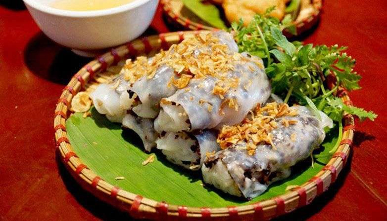 Quán Ăn Bánh Cuốn & Gà Tần - Đội Cấn