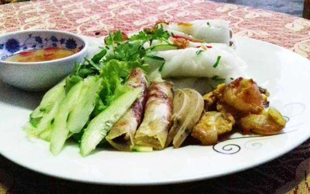 Quán Ăn Bánh Cuốn Nóng Cô Nga