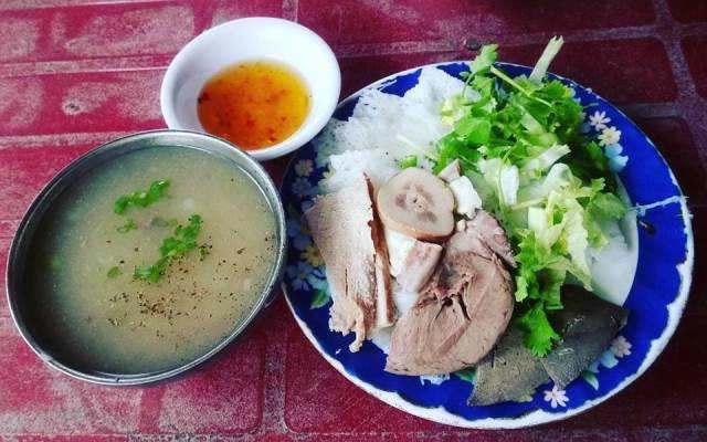 Quán Ăn Bánh Hỏi Lòng Heo