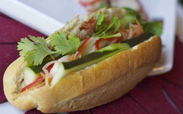 Quán Ăn Bánh Mì Cô Liên