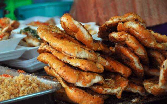 Quán Ăn Bánh Mì Nướng Lu