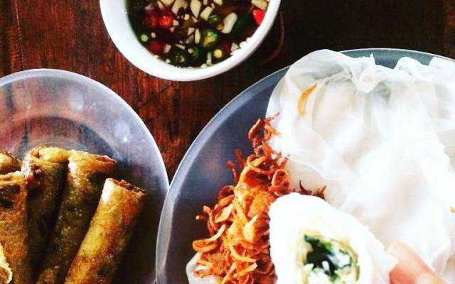 Quán Ăn Bánh Mướt Bà Dung