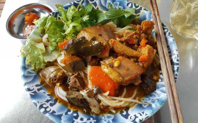 Quán Ăn Bánh Tầm 206