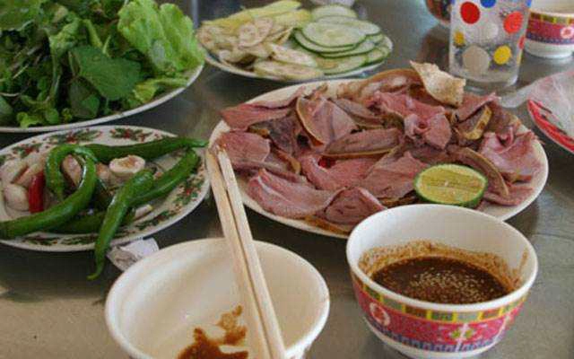 Quán Ăn Bê Thui Văn Thao