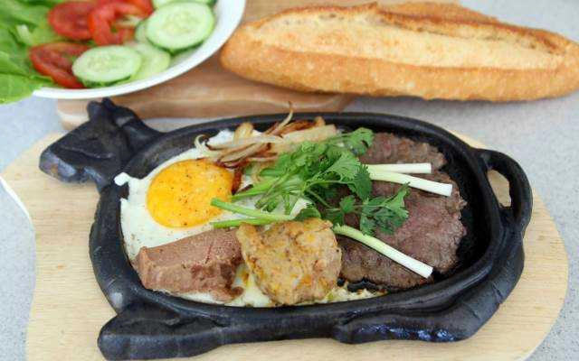 Quán Ăn Bò Né Con Bò Cười