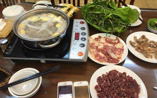 Quán Ăn Bò Nhúng Dấm 333