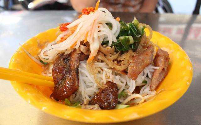 Quán Ăn Bún Bì Thịt Xào