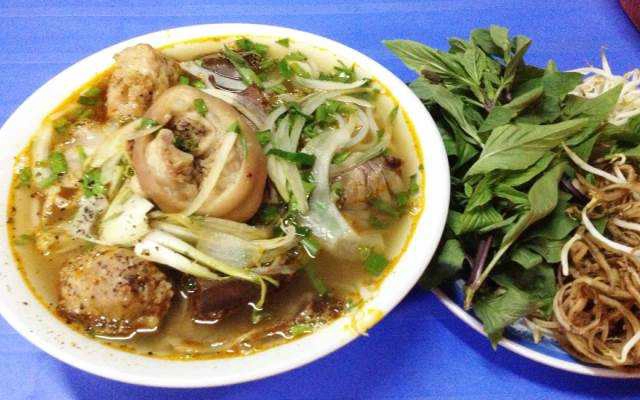 Quán Ăn Bún Bò Giò Heo