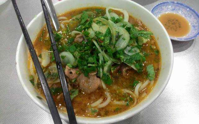 Quán Ăn Bún Bò Huế - Chợ Tre
