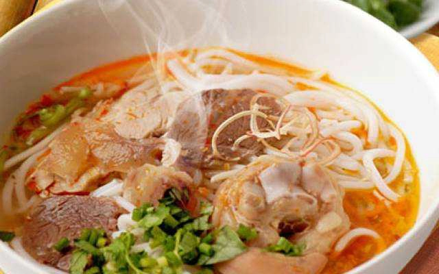 Quán Ăn Bún Bò Huế Cô Bình - Lý Thường Kiệt