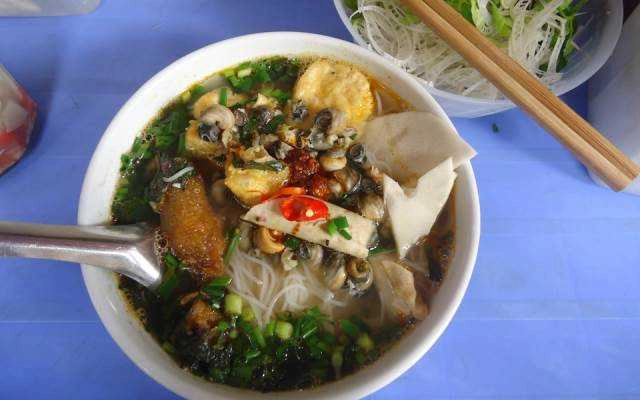 Quán Ăn Bún Cá - 48 Trần Cao Vân