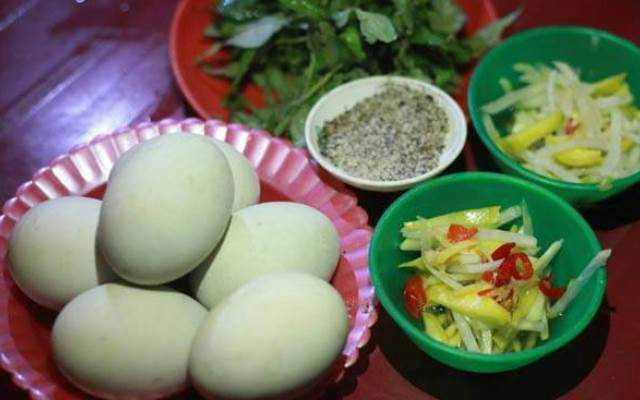 Quán Ăn Bún Cá & Trứng Vịt Lộn