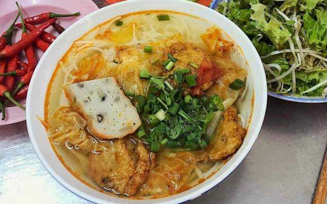 Quán Ăn Bún Chả Cá Phú Thịnh