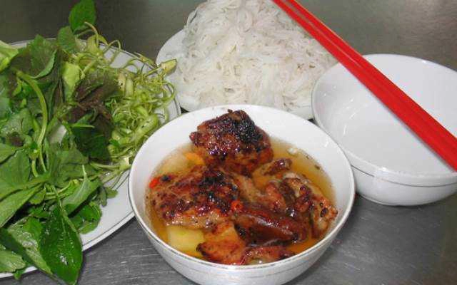 Quán Ăn Bún Chả - Quang Trung