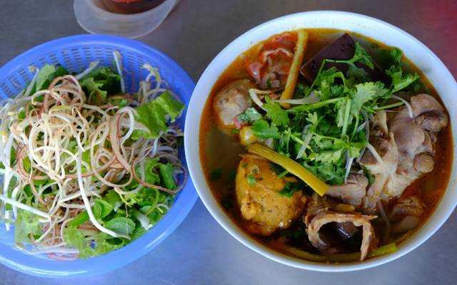 Quán Ăn Bún Cô Sen