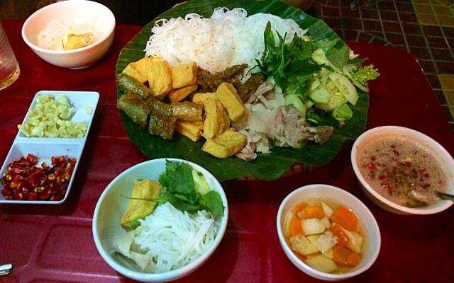 Quán Ăn Bún Đậu Mắm Tôm Bình Dân