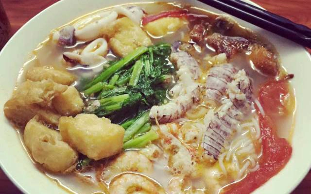 Quán Ăn Bún Hải Sản - Cầu Vân Đồn 1