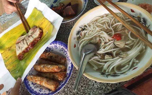 Quán Ăn Bún Nước Lèo Hẻm Lý Thường Kiệt