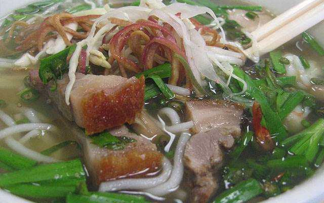 Quán Ăn Bún Nước Lèo Hương Trà