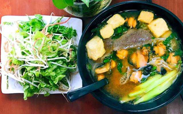 Quán Ăn Bún Ốc Hà Nội - Ngô Quyền