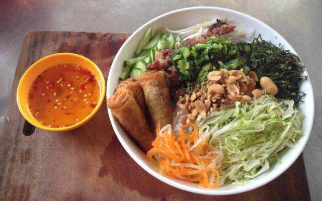 Quán Ăn Bún Thịt Nướng - Chả Cuốn