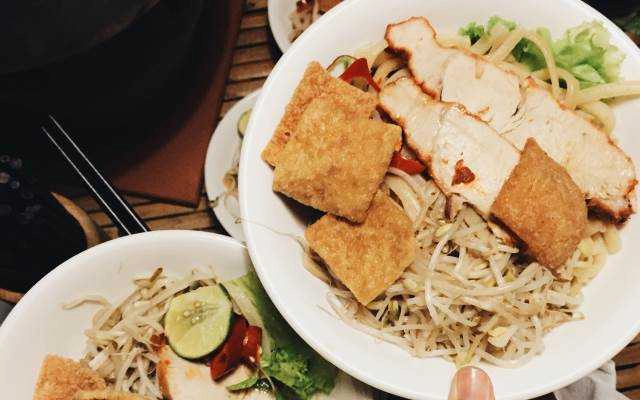 Quán Ăn Cao Lầu Bà Chi