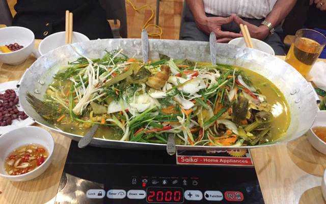 Quán Ăn Cầu Cong - Ẩm Thực Việt