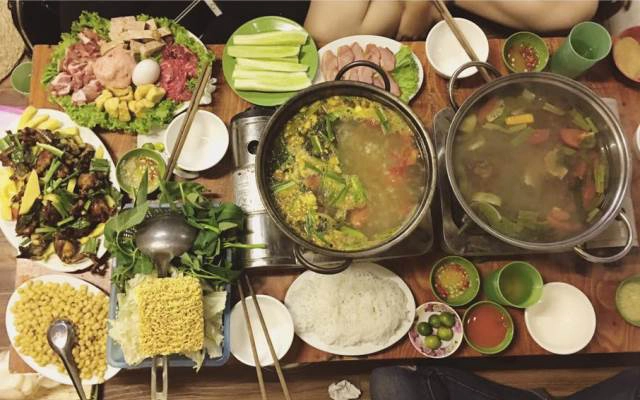 Quán Ăn Cây Si - Cơm & Lẩu