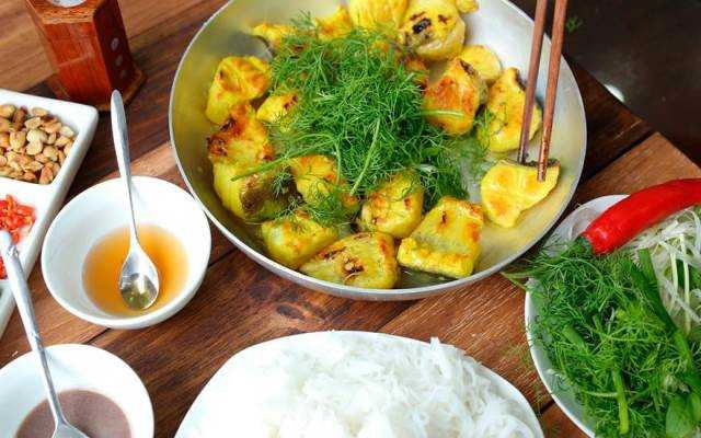 Quán Ăn Chả Cá Đế Đô