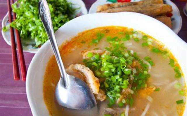 Quán Ăn Cháo Canh Cá Quốc Vượng
