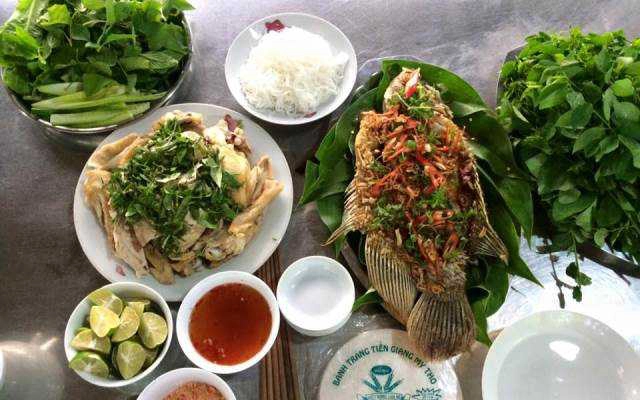 Quán Ăn Cháo Gà Hoa Mận