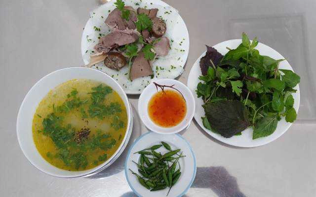 Quán Ăn Cháo Lòng & Bánh Hỏi Bà Loan
