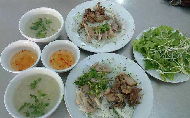 Quán Ăn Cháo Lòng Bánh Hỏi 377