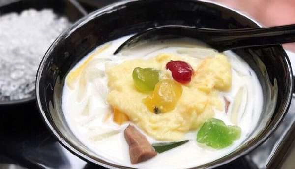 Quán Ăn Chè Tân - Chùa Hang