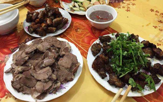 Quán Ăn Chiến Thắng - Đặc Sản Thịt Chó