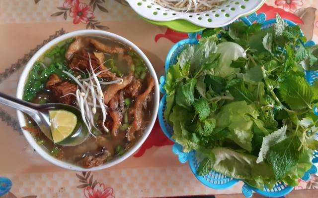 Quán Ăn Chính Nga - Phở Bò, Bún Chả & Bún Cá